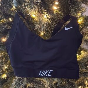 Nike Women's Black Cross Back Sports Bra